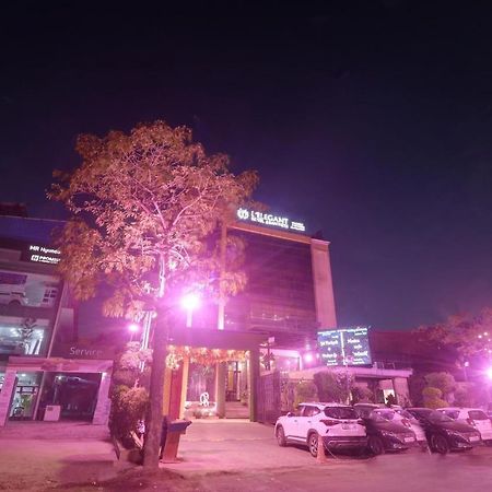 Oyo Townhouse 934 L'Elegant Hotel & Banquetby Ace Manor Ghaziabad Eksteriør bilde