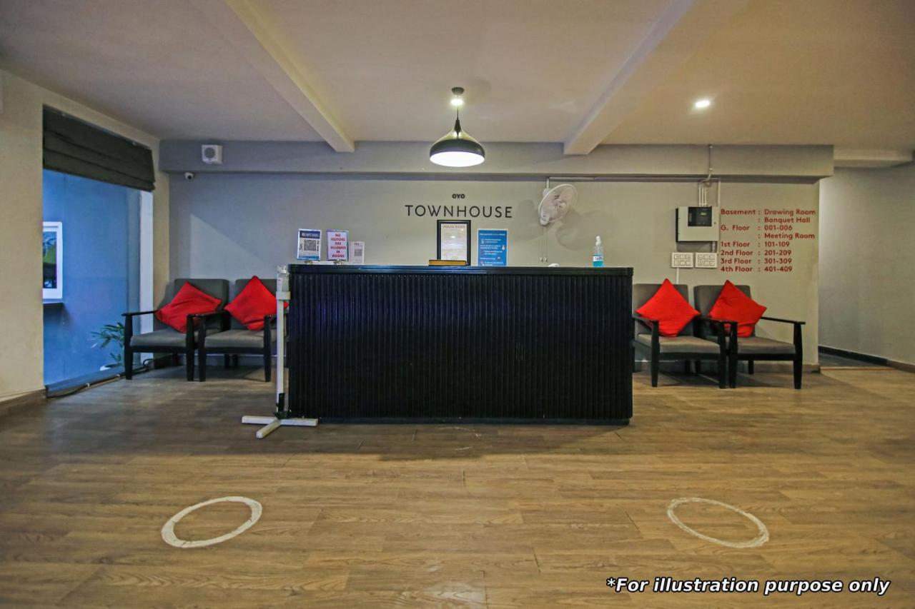 Oyo Townhouse 934 L'Elegant Hotel & Banquetby Ace Manor Ghaziabad Eksteriør bilde